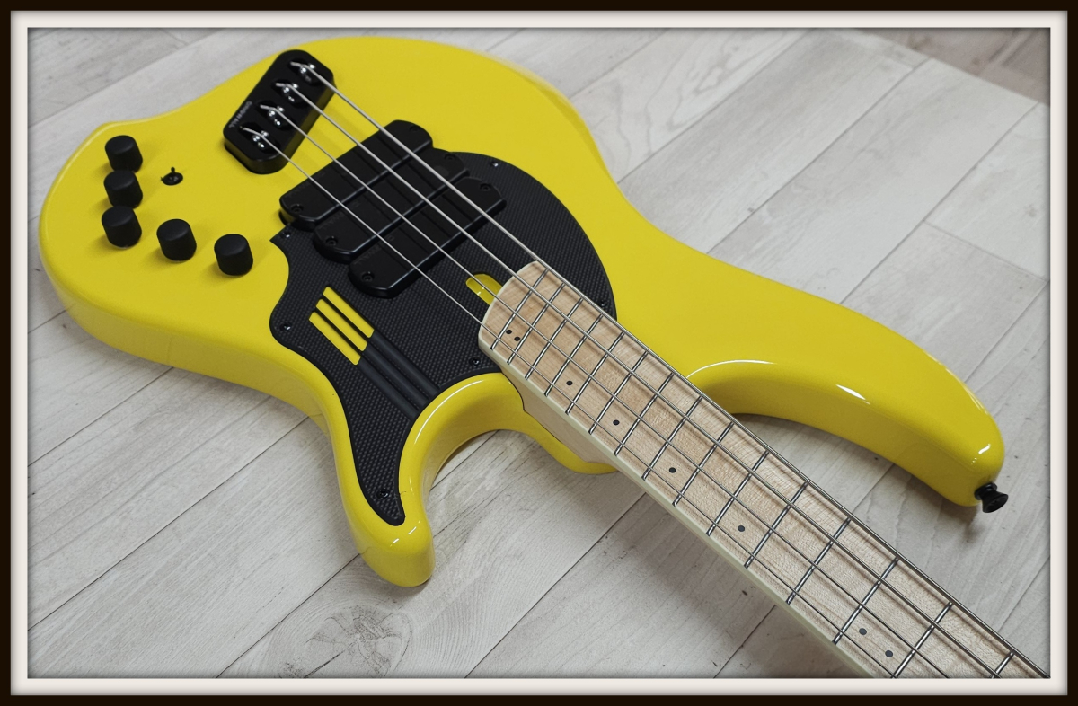 Dingwall NG3 4-String Nolly, Ferrari Yellow LTD, Signature, Limited Run